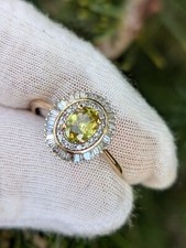 Beautiful 9ct Sphene And