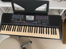 Yamaha Portatone PSR-220
