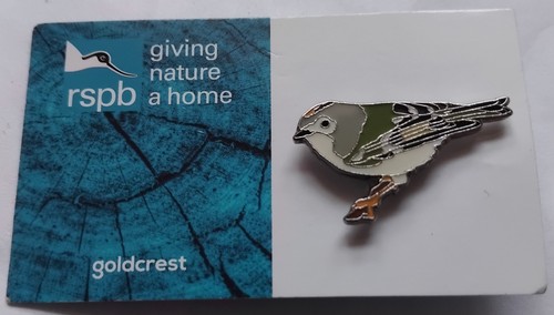 Rspb pin badge goldcrest - badge, a