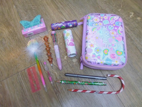 Smiggle girls hardtop - , pencil
