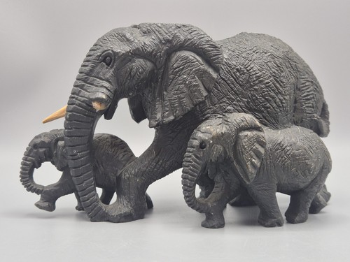Elephant mother calfs heavy - &,