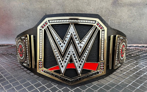 World heavy weight universal - heavy,