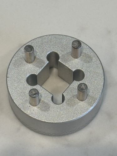 Top yoke nut - top,
