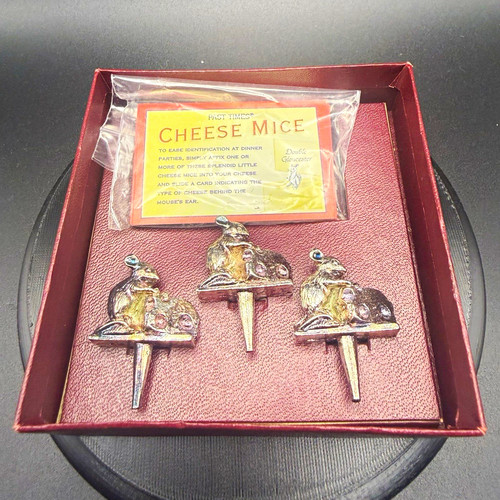 Past times cheese mice metal - cheese,