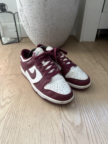 Nike dunk low burgundy - low, size