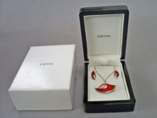 BOXED ORTAK 925 STERLING SILVER RED ENAMEL PENDANT  NECKLACE & STUD EARRINGS SET
