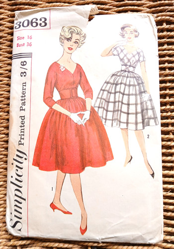Vintage 1950s 60s simplicity - vintage,