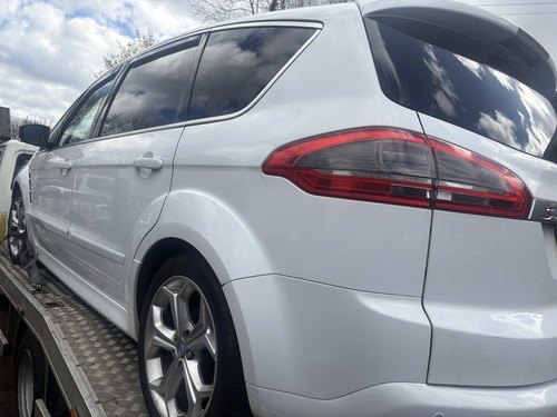 Ford max 2011 breaking - ,