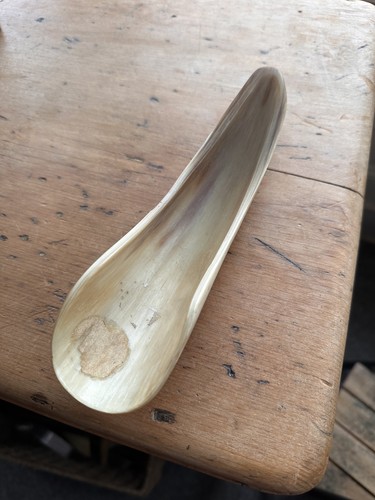 Vintage old horn trinket dish - old,