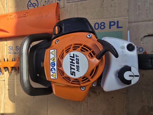 Stihl hedge trimmer hs82t - trimmer,