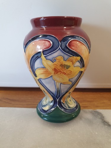 Old tupton ware daffodil vase - tupton,
