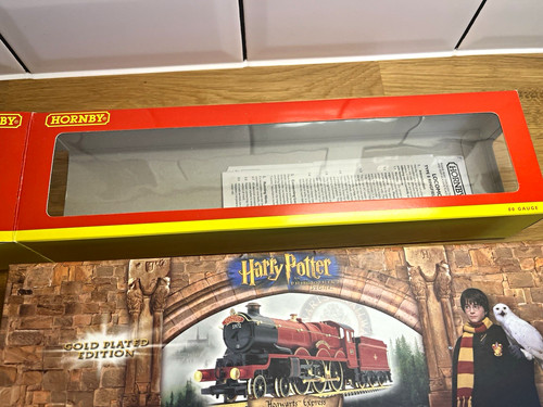 Hornby hogwarts express - hogwarts,