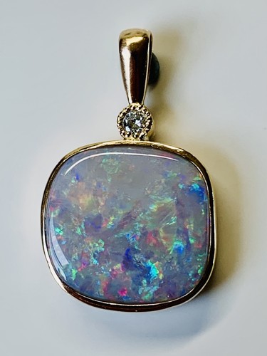 Exquisite 9ct gold and solid - gold,