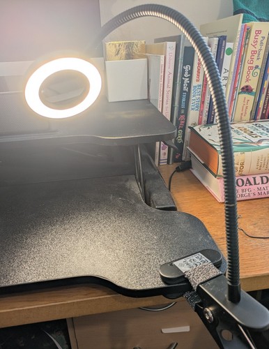 Magnifying clip desk - clip-on,
