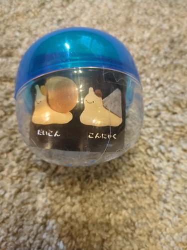 Unopened snail gachapon - snail,