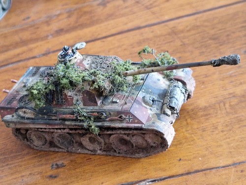 Maquette expertly painted - 1:72,