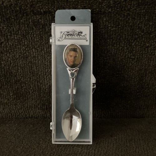 Vintage graceland elvis - graceland,