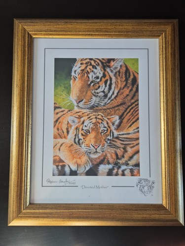 Devoted mother wildlife - devoted, by