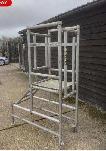 Aluminium podium steps - aluminium,