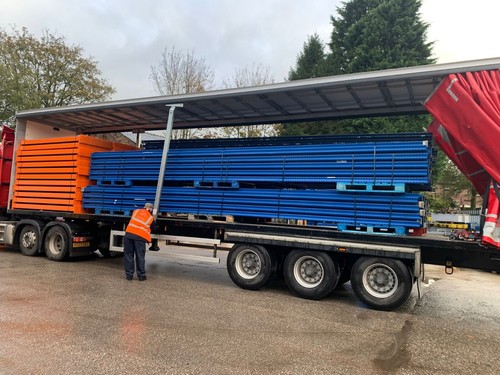 Stow pallet racking - pallet,