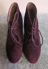Clarks Women's Artisan Suede And Leather Burgundy Heeled Boots Size 5D VGC