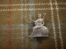 Vintage British Army Cap Badge