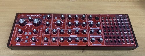 Behringer neutron semi modular - behringer,