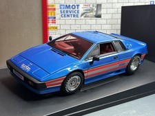 1:18 *BOXED* AUTOart LOTUS