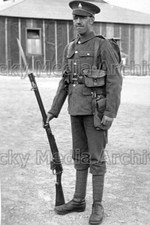 udd-1 WWI, Military, Royal Sussex Regiment Soldier. Photo