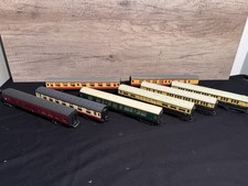 Job Lot of Lima, Hornby OO Gauge train carriages x 8 