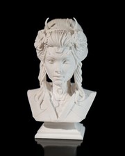 Japanese Geisha Bust Sculpture