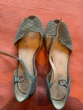 Footglove wider fit leather shoes   size 4.5