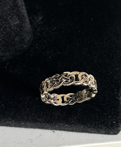 Solid 9ct yellow gold celtic - 9ct,