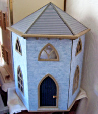 Vintage Dolls House - The Toll House