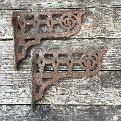Pair victorian antique cast - pair,