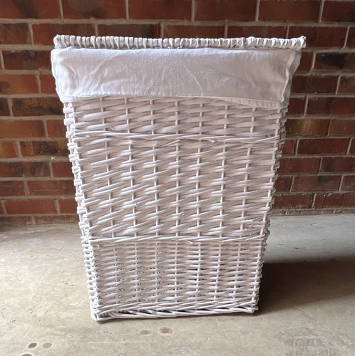 White wicker laundry - white,