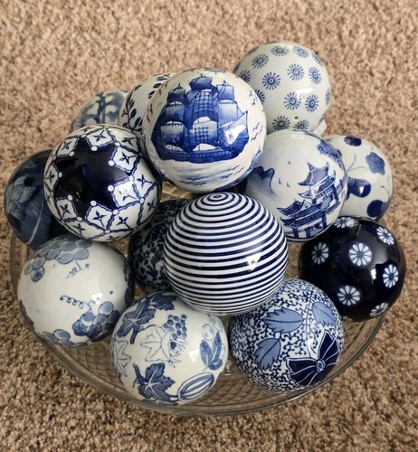 Blue white chinoiserie - blue,