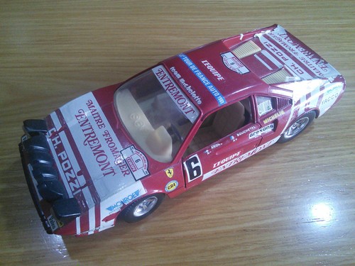 Burago die cast metal car - 1:24,