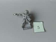 Warhammer Citadel 80s Dark Elf Command Hand Crossbow Severed Head - Champion