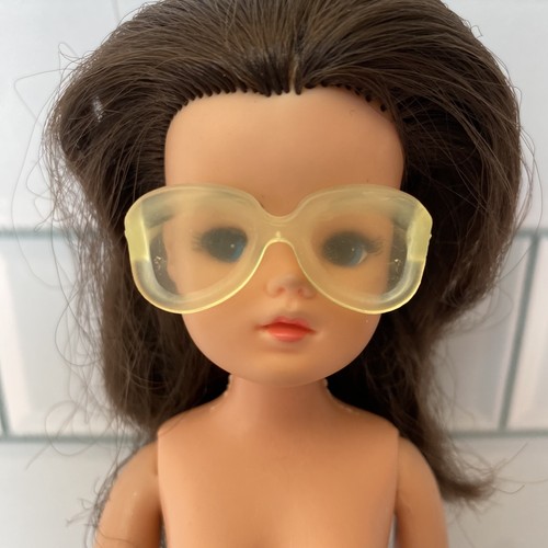Sindy doll yellow - yellow, sunglasses