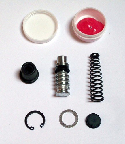 Clutch master cylinder repair