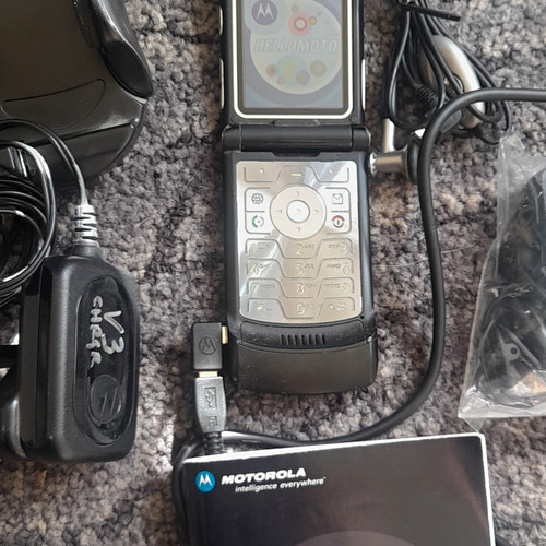 Motorola razr v3m black - motorola,