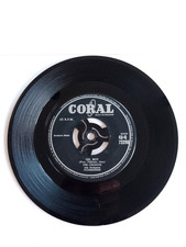 7" VINYL - 1957 - THE CRICKETS(BUDDY HOLLY) - OH BOY - EXCELLENT