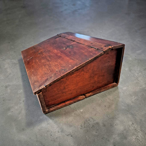Vintage sloped lid bench top - vintage,