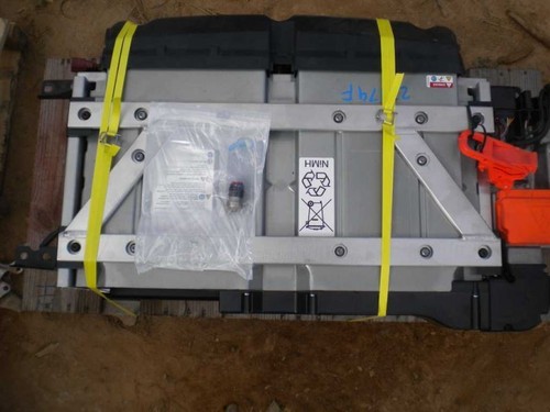 Battery hybrid vehicle - battery, fits