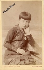 BOURNEMOUTH CDV GIRL UNUSUAL PLEATED DRESS, LOCKET, VICTORIAN FASHION #D4172