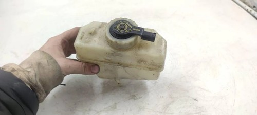 Bmw e90 brake fluid tank - bmw,
