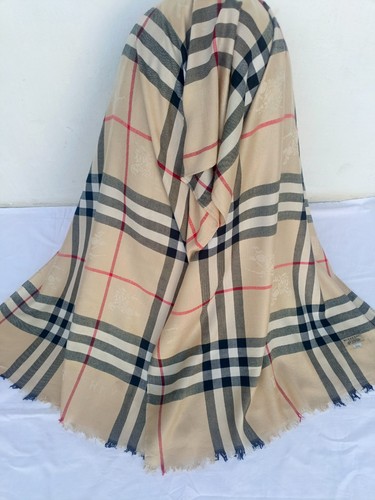 Authentic burberry cashmere - authentic,