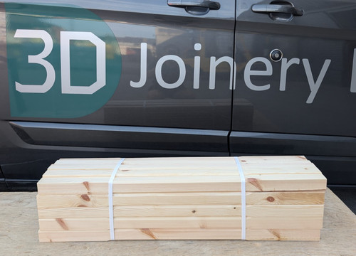 Staircase spindle pine stop - pine,