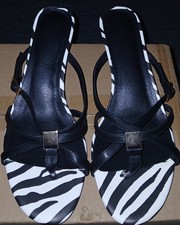 rusauise kitten heel zebra